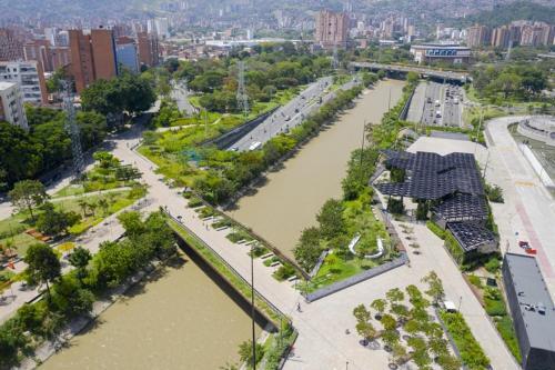 Apartamento Loft Vibrante En El Centro De Medell�n - 504