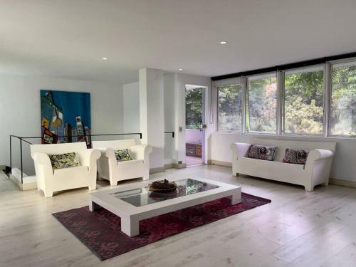 Apartamento Penthouse Con Terraza, Jacuzzi Y Turco