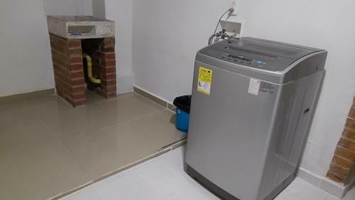 Apartamento C�modo Estudio 3 Frente Al Centro Comercial Cerca A Laureles