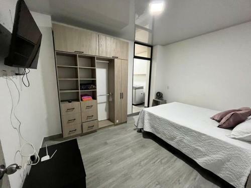 Moderno Y C�modo Apartamento 201
