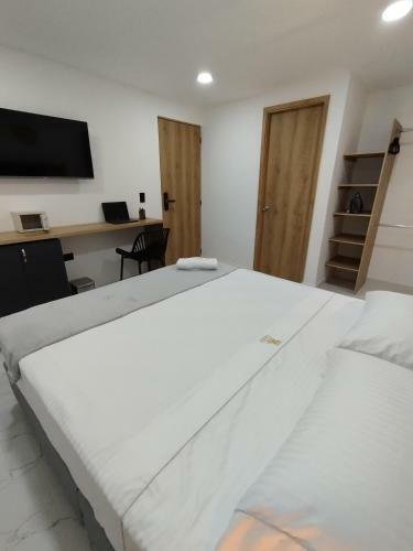 Zam� Room Hotel
