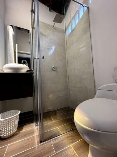Theluxe Apartaestudio Laureles 6