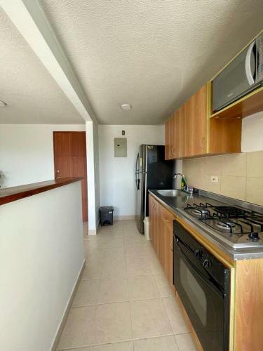 Sunny Laureles Apartment