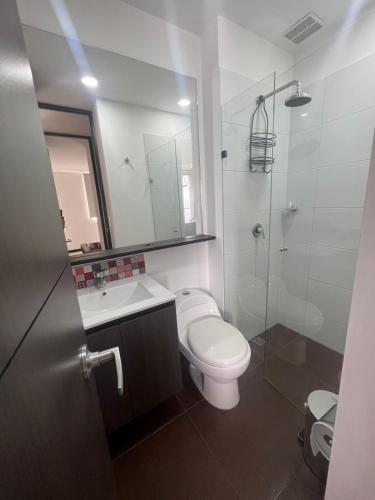Apartamento En Prestigioso Edificio Del Poblado.