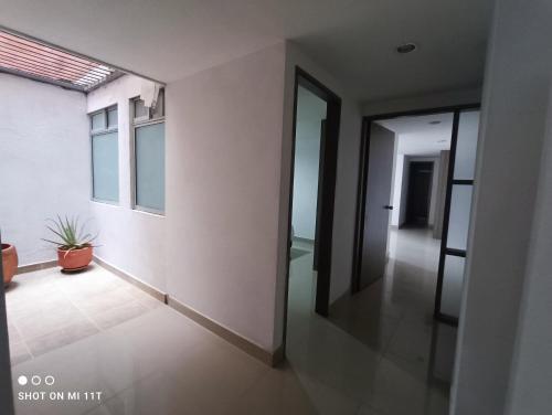 Apartamento Amplio En Medell�n