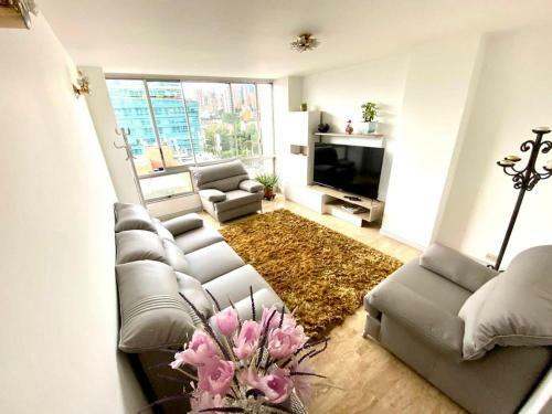 Agradable Apartamento En Milla De Oro