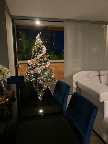 Apartment In The Poblado, Close To Lleras Park