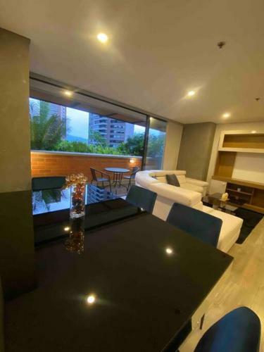 Apartment In The Poblado, Close To Lleras Park