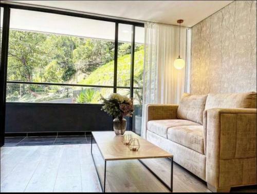 Apartamento Remotecasa - El Poblado, 2 Bedrooms+office