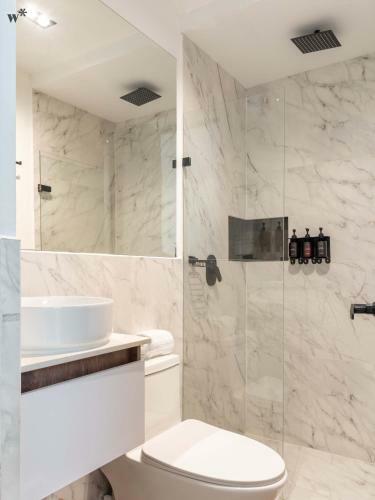 Apartamento Impressive 3br With Modern Balcony
