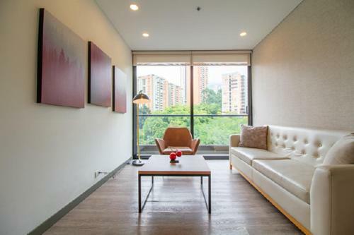 Apartamento Class Suites, Poblado, Medellin. 601