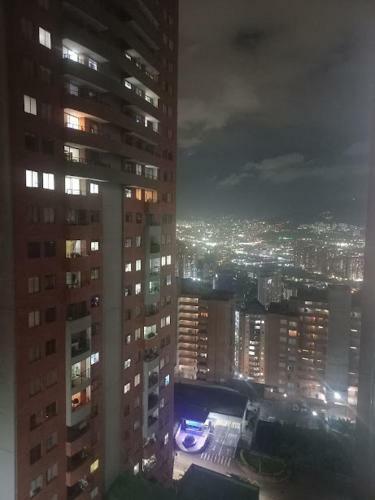 Apartamento Poblado V�a Las Palmas