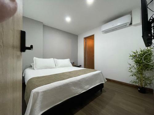 Habitaci�n 203 En Laureles
