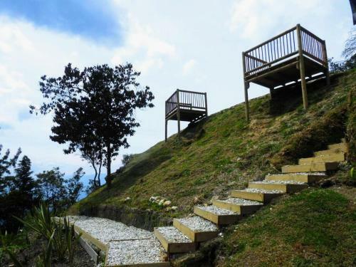 Ecoverso Caba�as Del Bosque