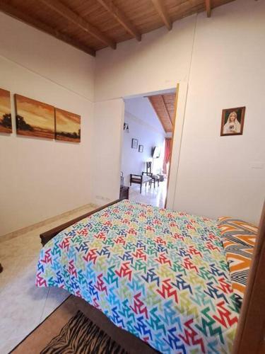 Hermosa Casa Cerca A Poblado