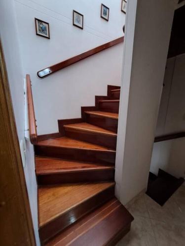 Hermosa Casa Cerca A Poblado
