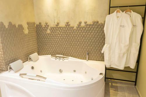 Sonata 44 Hotel Laureles