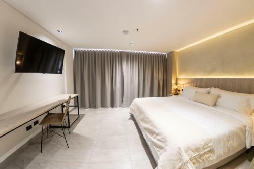 Sonata 44 Hotel Laureles