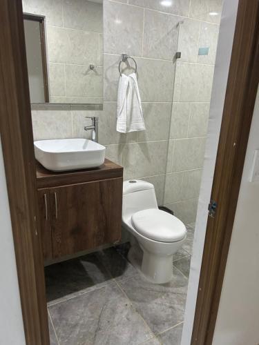 Apartamento Casa Con Excelente Ubicaci�n Y Parqueadero