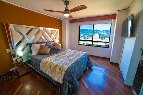 Apartamento Top Floor Apt W/balcony In El Poblado