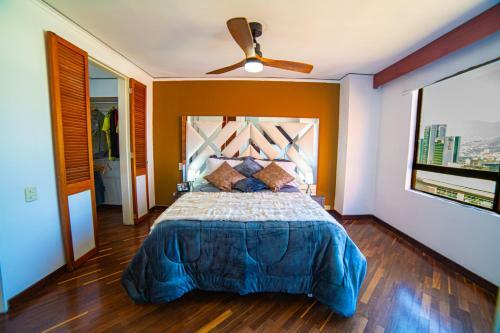 Apartamento Top Floor Apt W/balcony In El Poblado