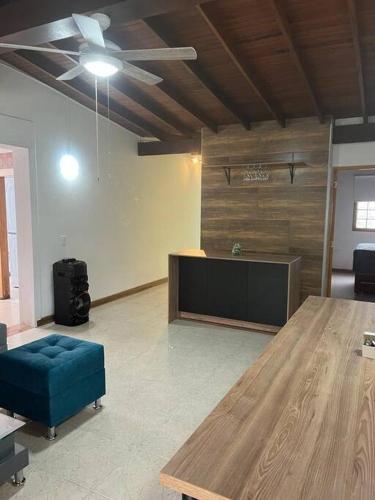 Excellent House (laureles) Jacuzzi And 6 Rooms