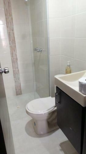 Apartamento Moderno Con Balc�n Privado En Floresta