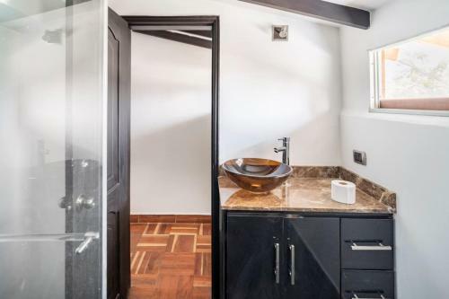 3 Story Penthouse With 2 Parking Spaces In Laureles