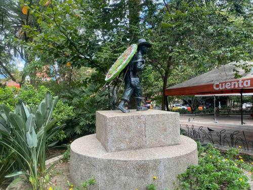 Apartamento Acogedor Barrio La Floresta Medell�n