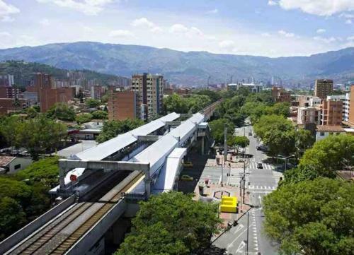 Apartamento Acogedor Barrio La Floresta Medell�n