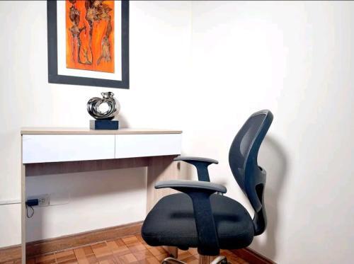 �hermoso Y Amplio! Apartamento Laureles Medell�n