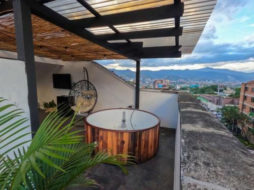 Apartamento Penthouse W/ Jacuzzi In Lleras Park