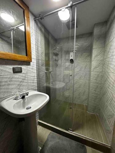 Apartamento Penthouse W/ Jacuzzi In Lleras Park