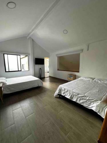 Apartamento Penthouse W/ Jacuzzi In Lleras Park
