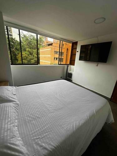 Apartamento Penthouse W/ Jacuzzi In Lleras Park