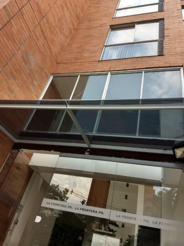 Apartamento El Poblado Ed La Frontera