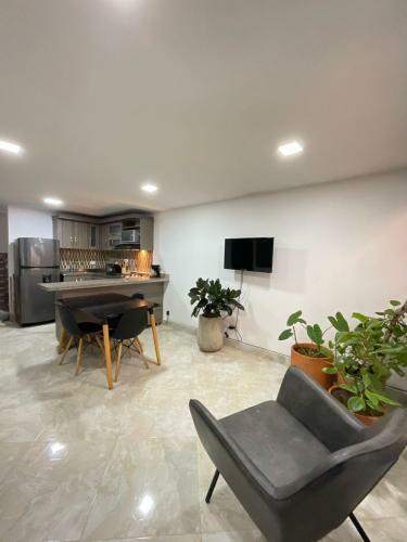 Elegante Y Hermoso Apartamento En Medell�n