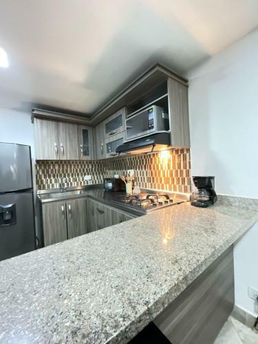 Elegante Y Hermoso Apartamento En Medell�n
