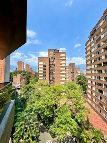 Apartamento Luxurious & Rustic Medell�n Apt - Up To 10 People