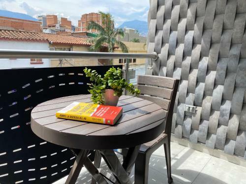 Amplio Apartamento Para 4 En Laureles