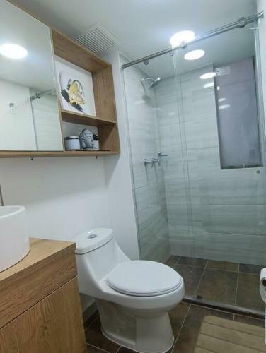 Apartamento Apto Amplio, Tranquilo Y Central
