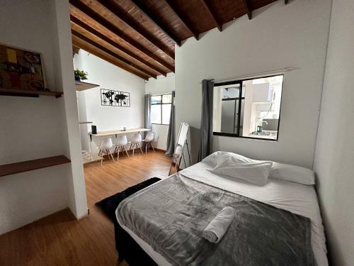 Apartamento Hermoso Apto En Laureles