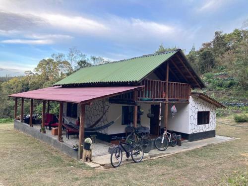Hostal Be Cycle - Arv�