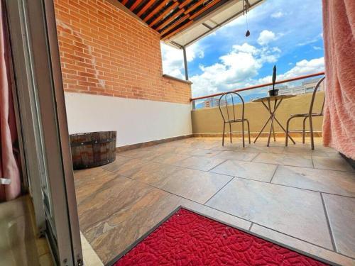Apartaestudio Con Terraza Laureles