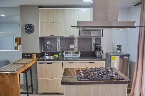 Apartaestudio Con Terraza Laureles