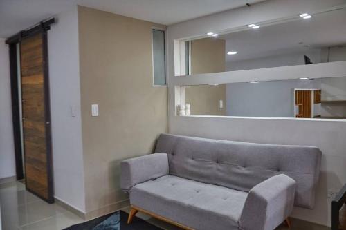 Apartaestudio Con Terraza Laureles