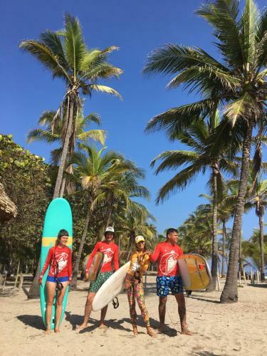 Albergue Mendihuaca Surf Camp