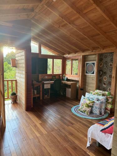 Beehouse Arv� Caba�a