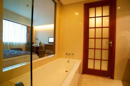 Grand Skylight Gardens Hotel Shanghai Bai Se Road