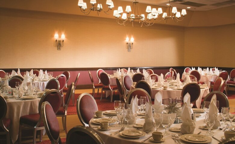 Hotel Doubletree By Hilton Cincinnati Airport